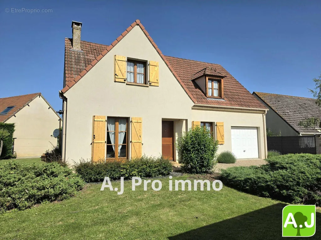 7-toaline maja asukohas Saint-Andre-De-L'eure