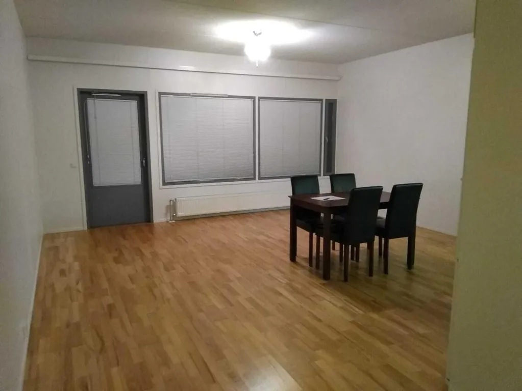 Sala da pranzo - Apartment with Sauna and Balcony in Raahe Centre