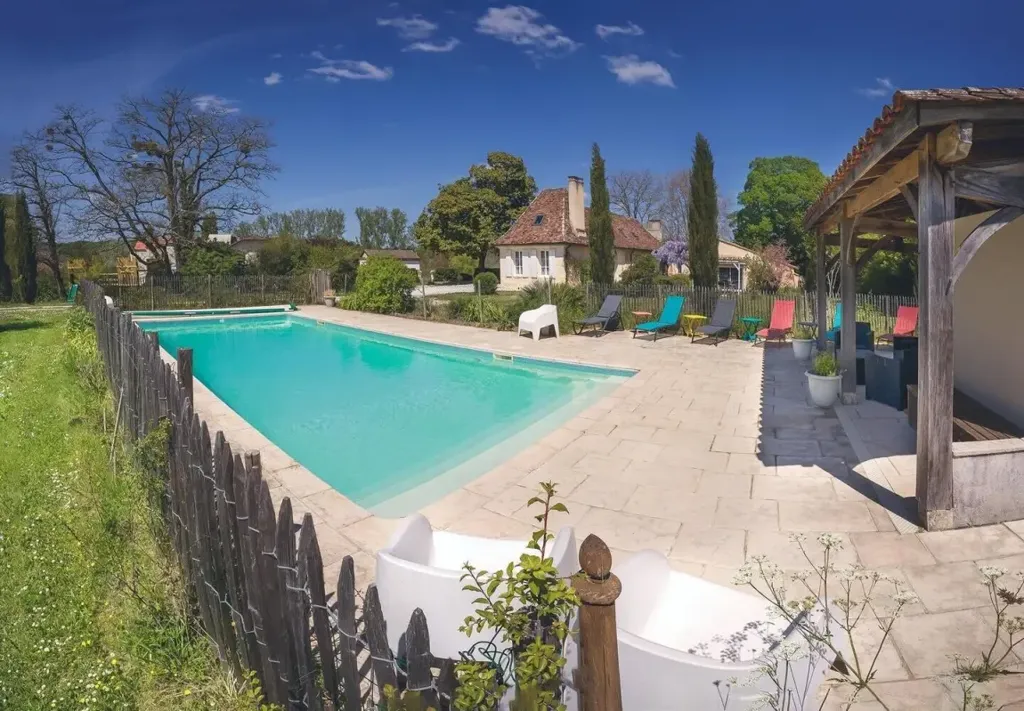 Bassein - Guesthouse Villa with Pool near Bergerac