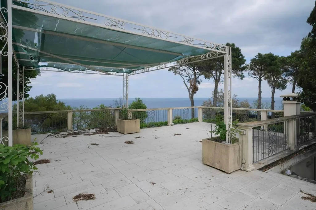 Terrasse - Luxury Villa with Sea View in Pesaro