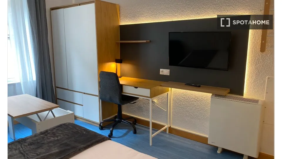 Chambres - Room in Shared Flat with Lift in Salamanca