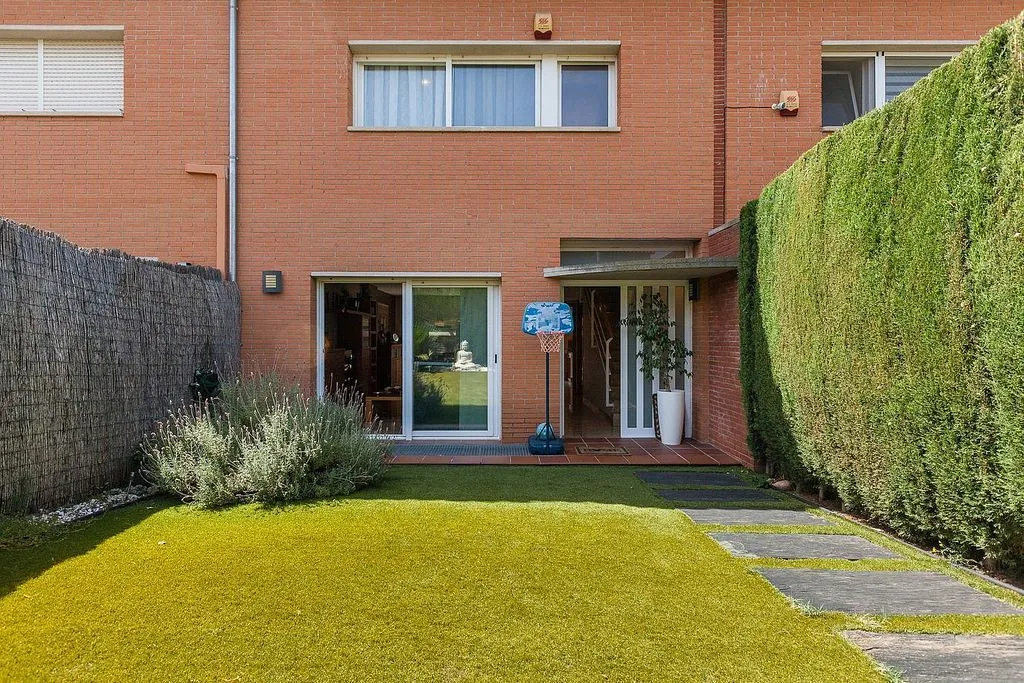 Giardino - Terraced House with Pool in Viladecavalls