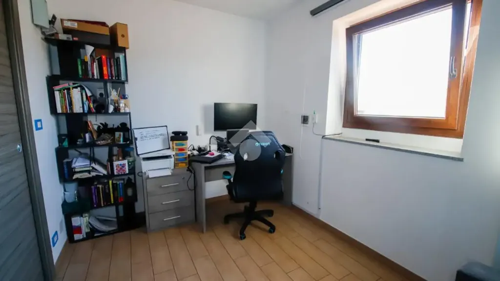 Kabinet - Semi-detached House with Garden in Bosconero