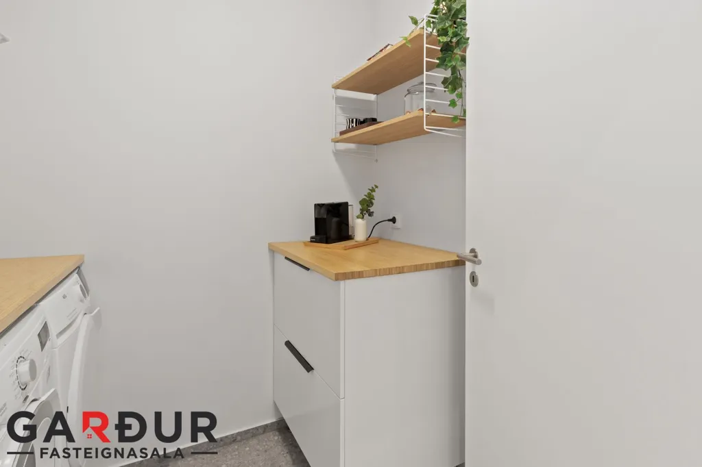 Pesuköök - Apartment with Sea View in Reykjavík