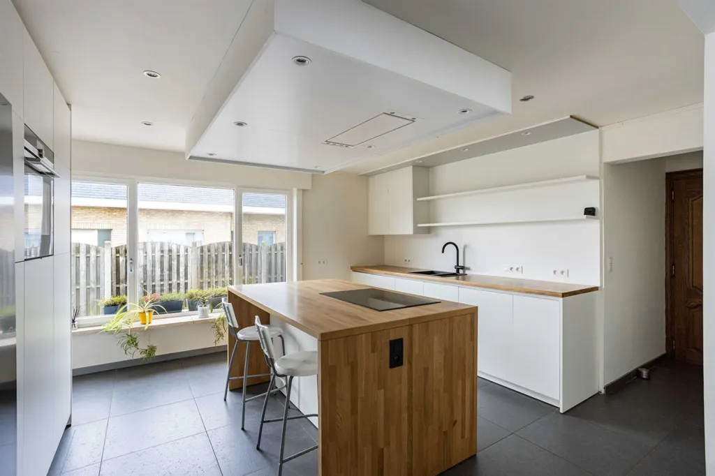 Köök - Contemporary Family Home with Multi-functional Space in Lievegem