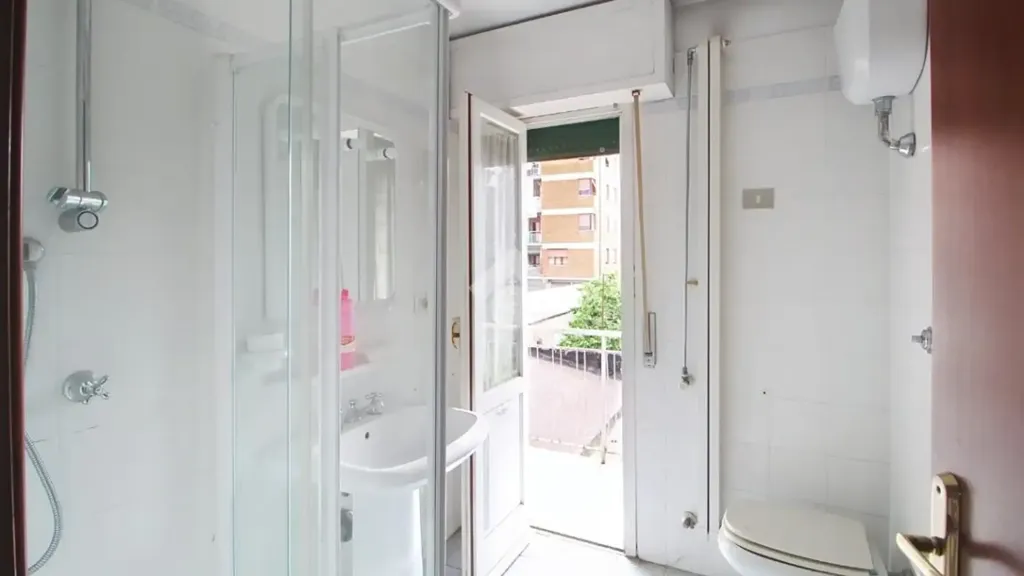 Bagni - Quadrilocale with Private Balcony in Pisa