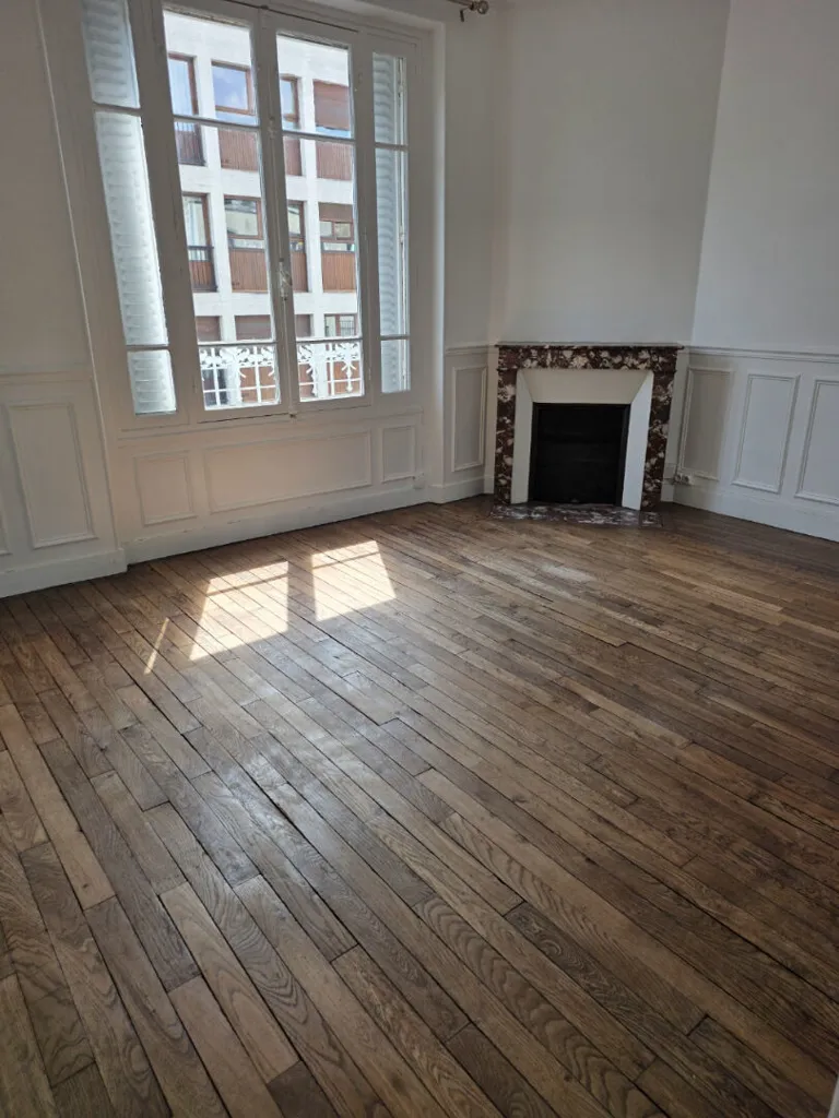 Séjour - Appartement Lumineux avec Digicode à Saint-Louis