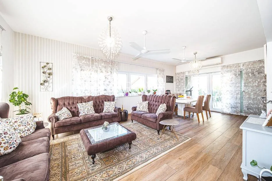 Elutuba - Modern Villa with Office in Samobor Centre
