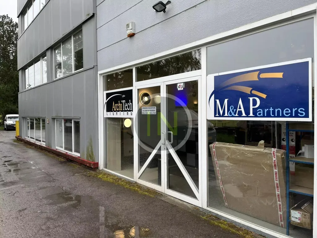 Esterno - Office and Warehouse in Bertrange