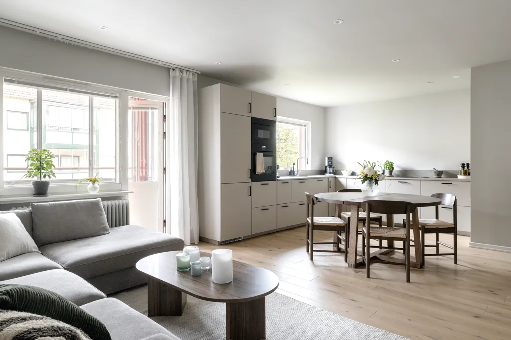Elutuba - Renovated Flat with Balcony in Huskvarna