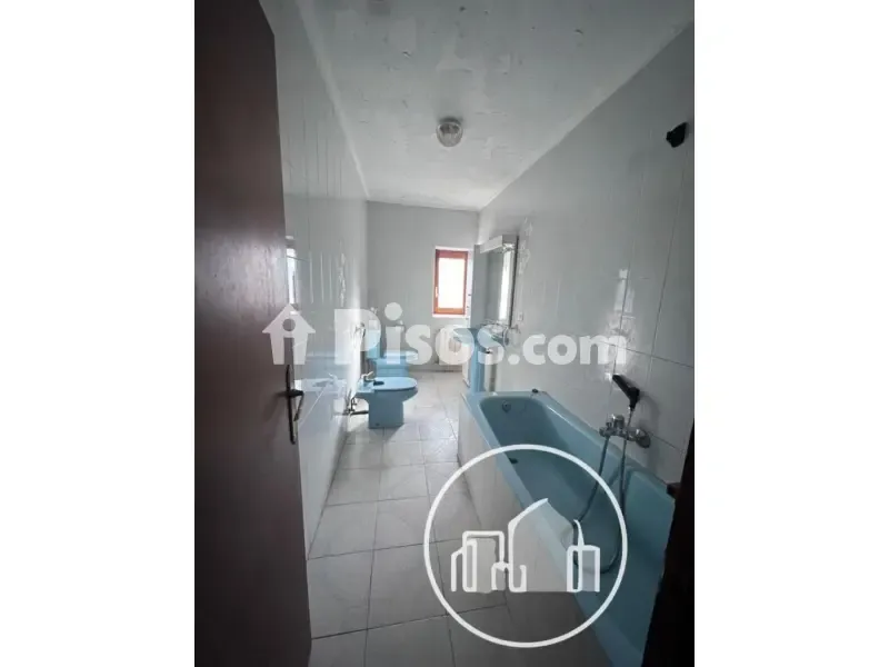 Salles de bain - Spacious House with Large Area in Las Merindades