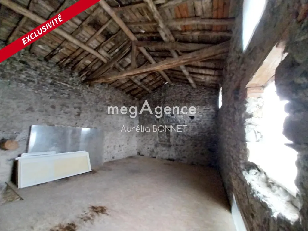 Rooms - Stone Barn with Well in Rural Village