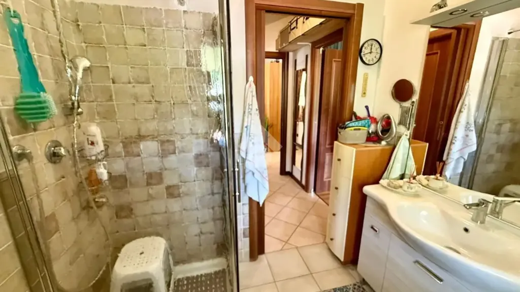 Vannitoad - Apartment with Balcony in A Quart