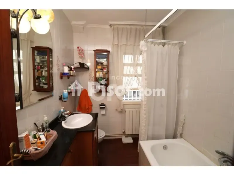 Vannitoad - Apartment with Balcony in La Txitxarra
