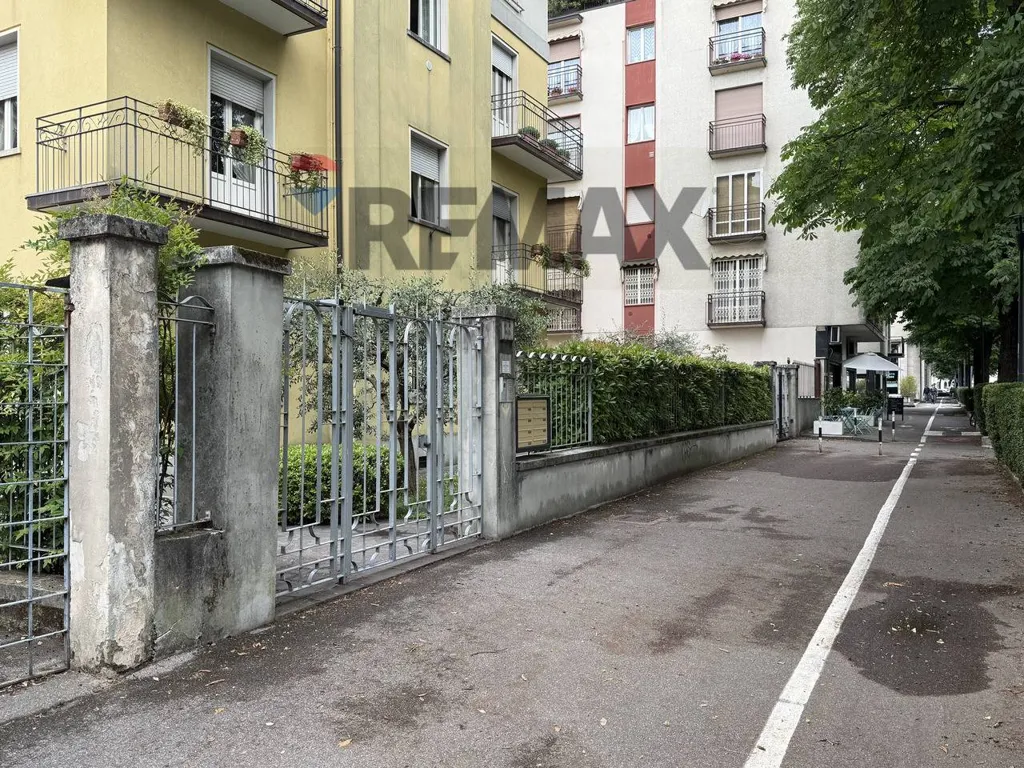Extérieur - Spacious Apartment with Balconies in Brescia