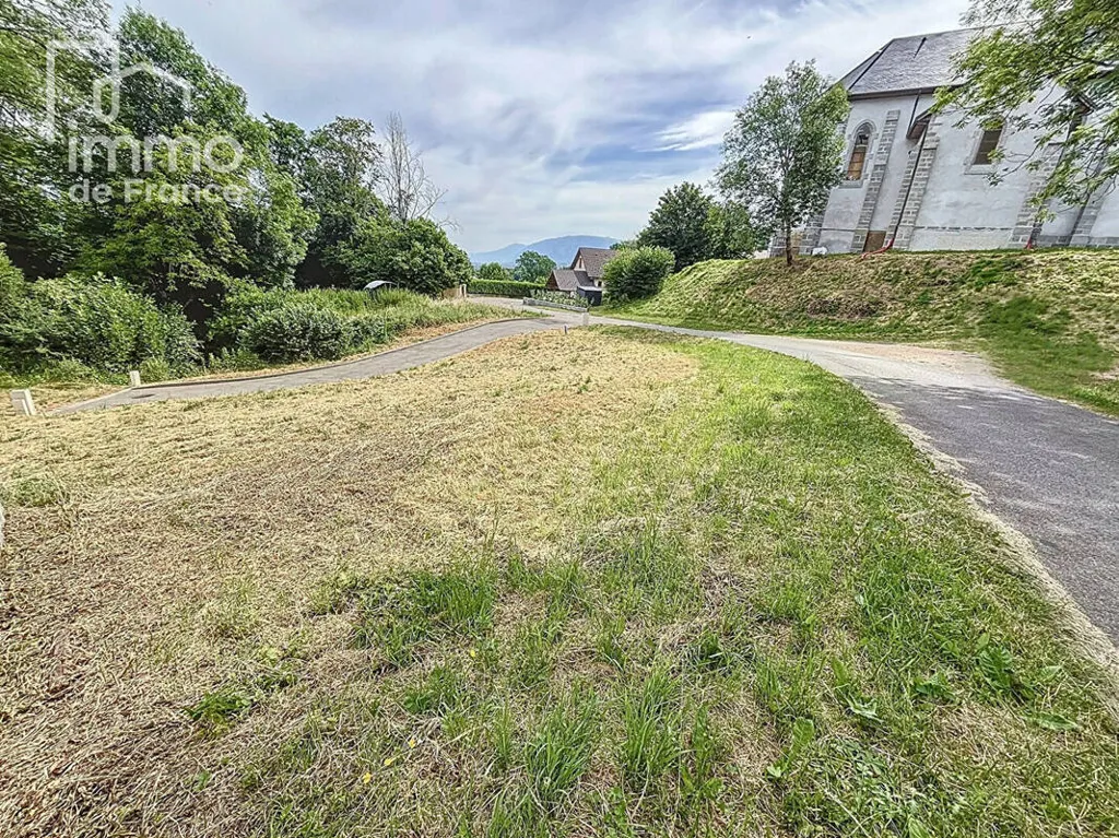 Aed - Constructible Plot with Garden in Vers