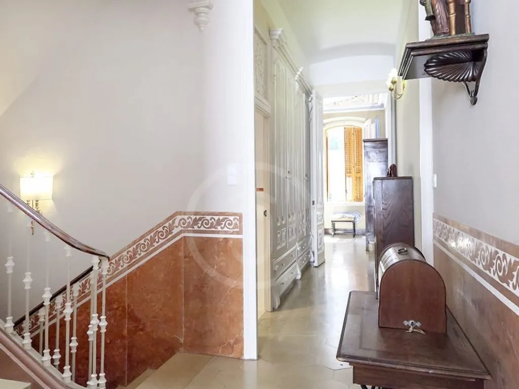 Pièces - Neoclassical House with Beach Proximity in Premià de Mar