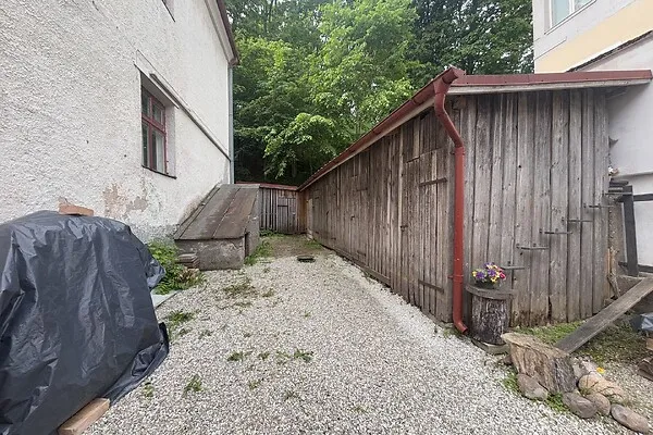 Jardin - Historic Flat with Central Heating in Tartu City Centre
