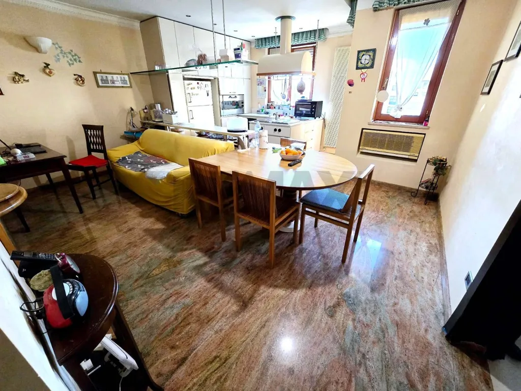 Maison 10 pièces à IT
