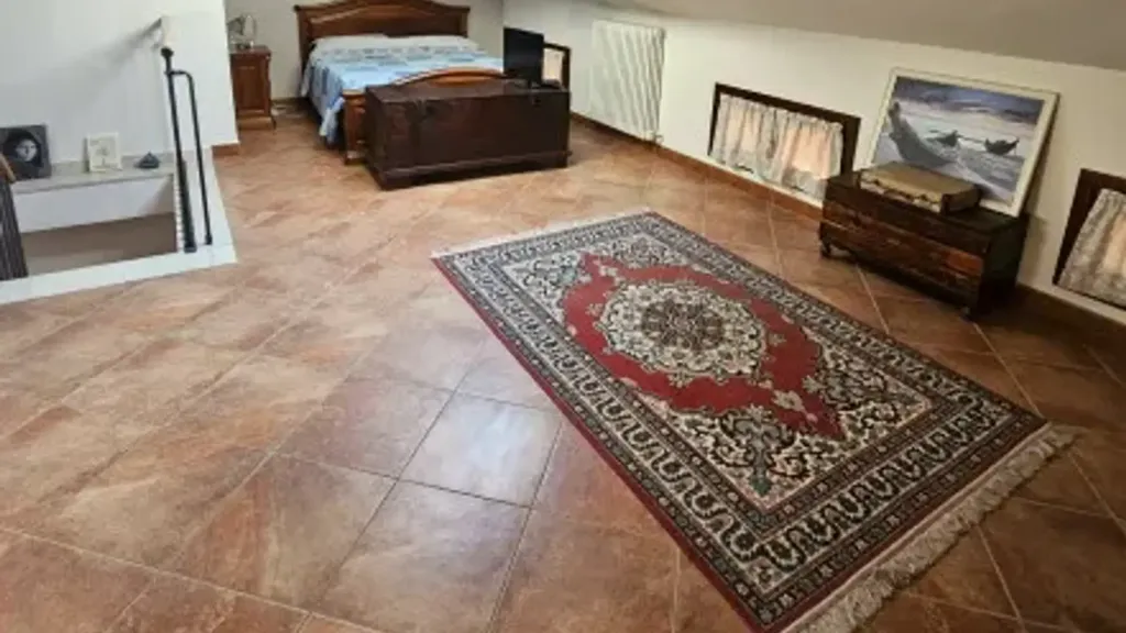 Magamistoad - Rustic-Style Flat with Balcony in Guastalla
