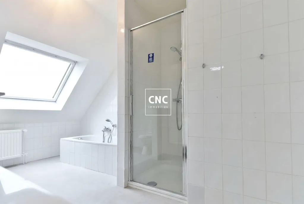 Vannitoad - Triplex Apartment with Terraces in Knokke