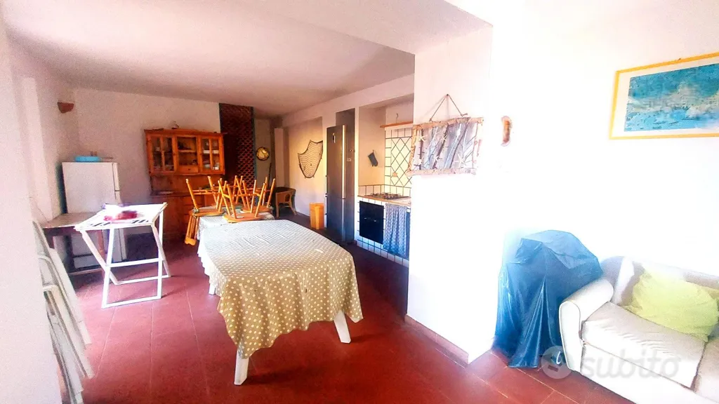Söögituba - Villa with Panoramic Balcony in Baia di Arcile