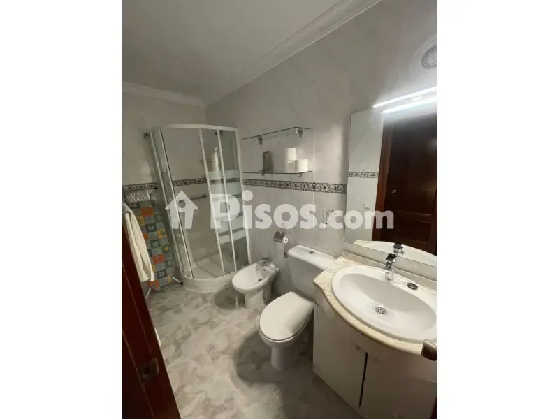 Vannitoad - Student Flat with Balcony in Seville