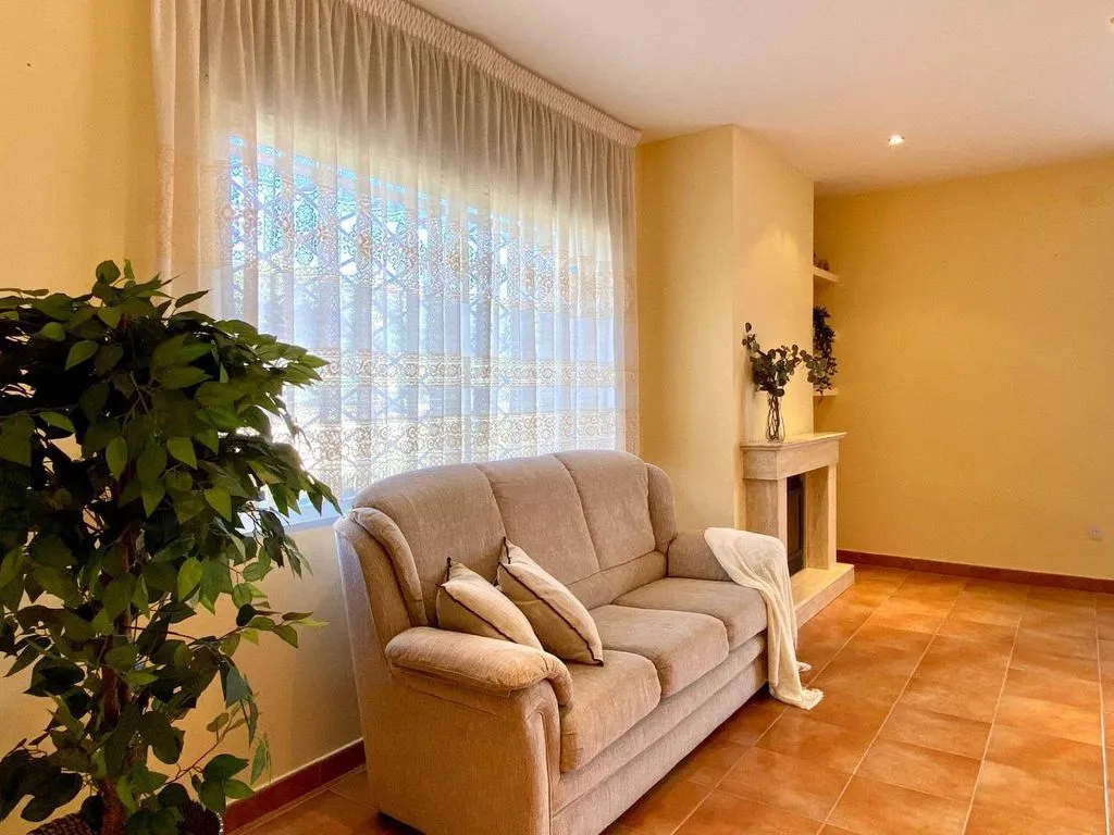 Wohnzimmer - Luxury House with Four-Winds Design in Castellbisbal