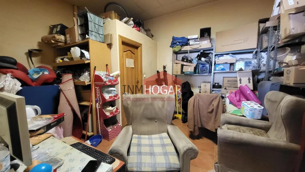 Utility Room - Commercial Space near University in Ávila