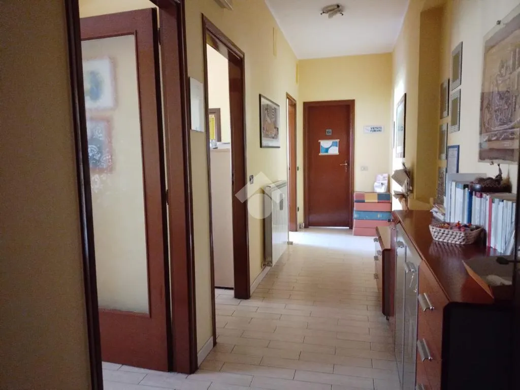 Entrée - Apartment with Balcony in Castrolibero