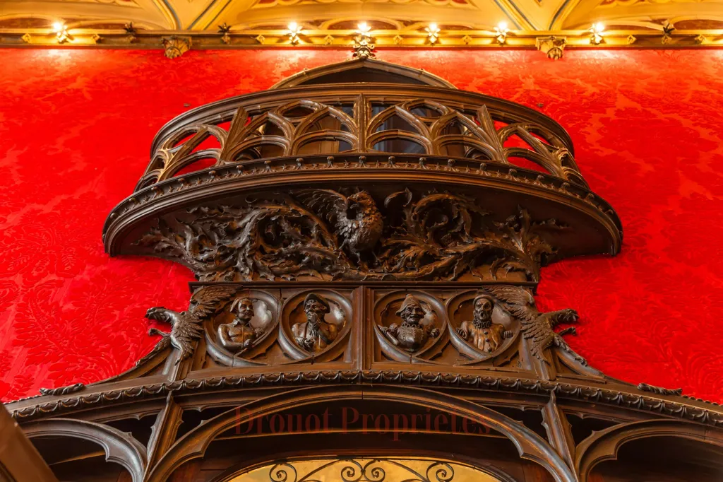 Toad - Historic Duplex Mansion in Paris 9th