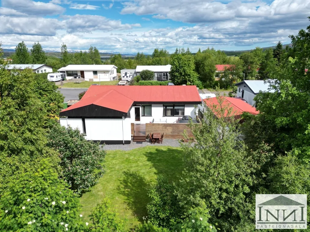Vista aerea - Single-Floor House with Garden in Laugavellir