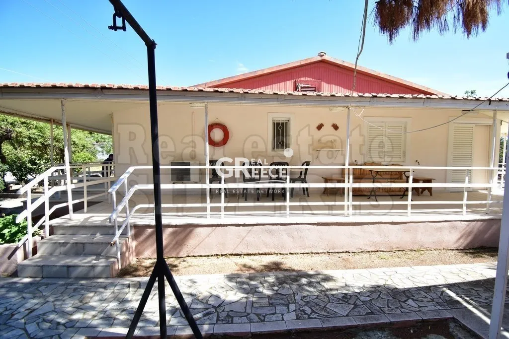 Terrasse - Detached House with Terrace in Loutraki