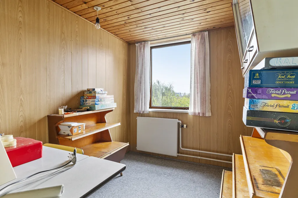 Bureau - Victorian Terrace with Garden in Svendborg