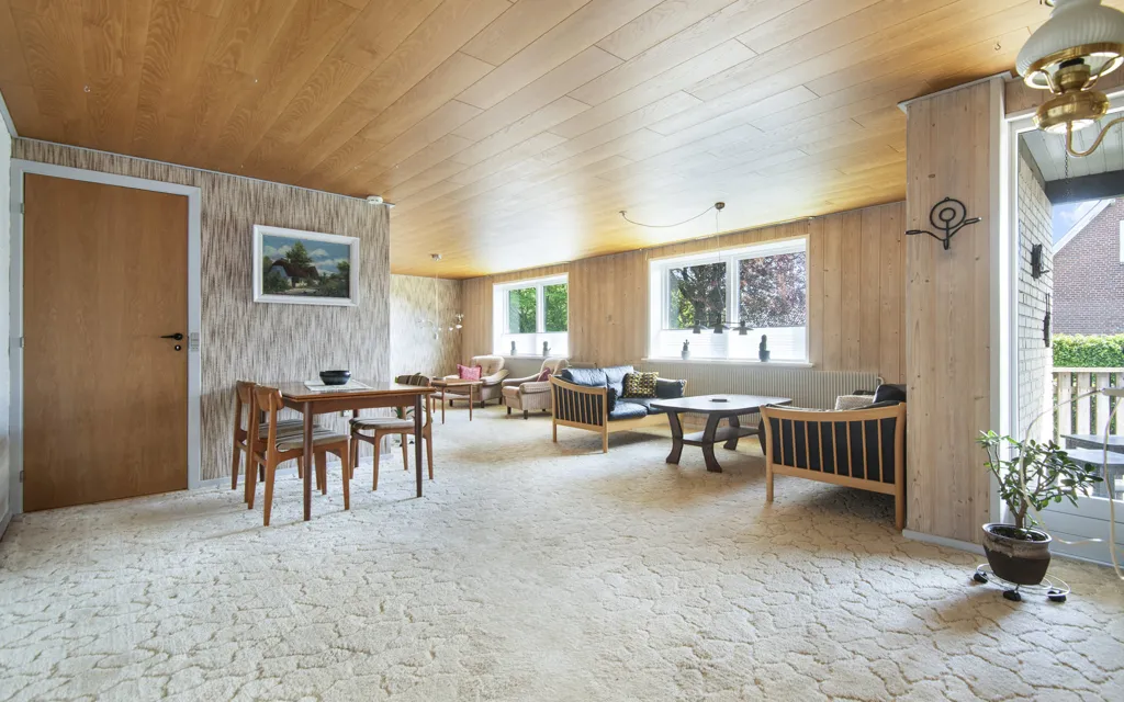 Séjour - Spacious House with Workshop Garage in Tårs