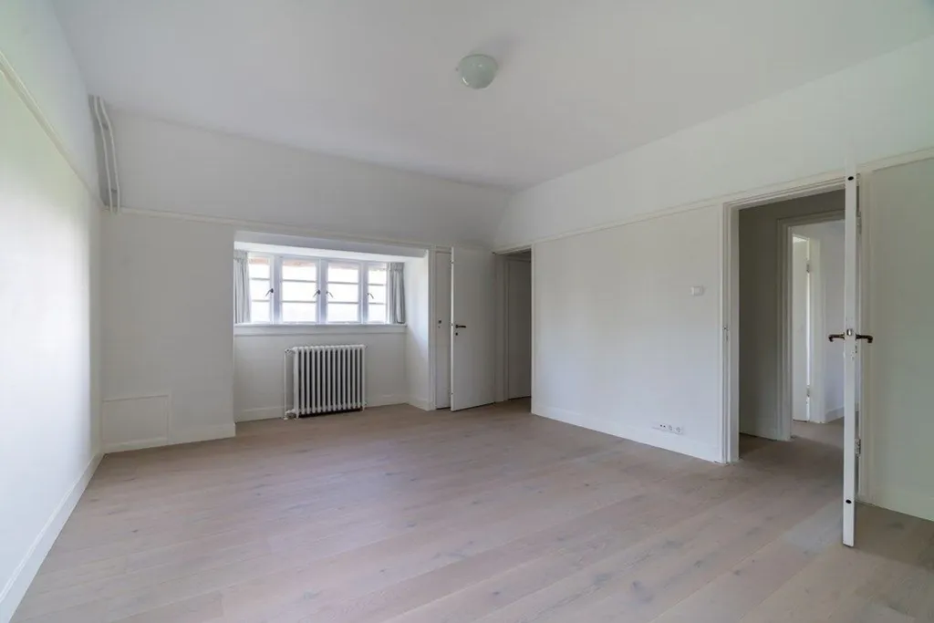 other_room