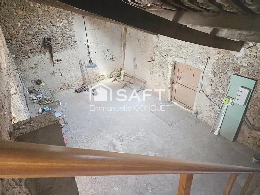 Rooms - Converted Apartment with Terrace in Maraussan