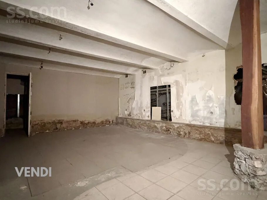 Appartement 6 pièces à Rīga