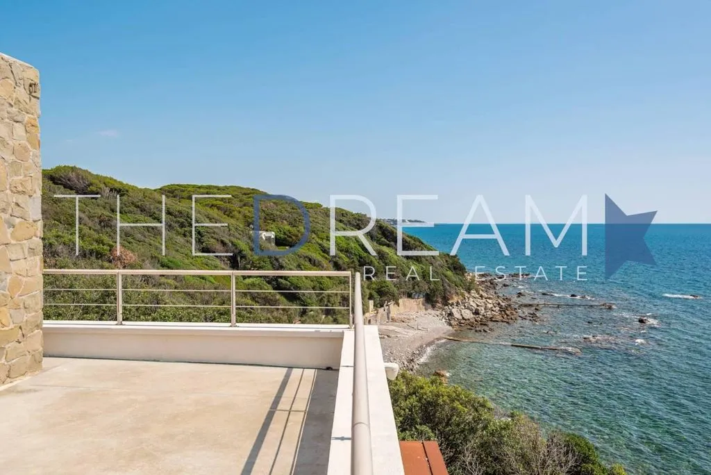 Terrasse - Luxury Villa with Private Dock in Rosignano Marittimo