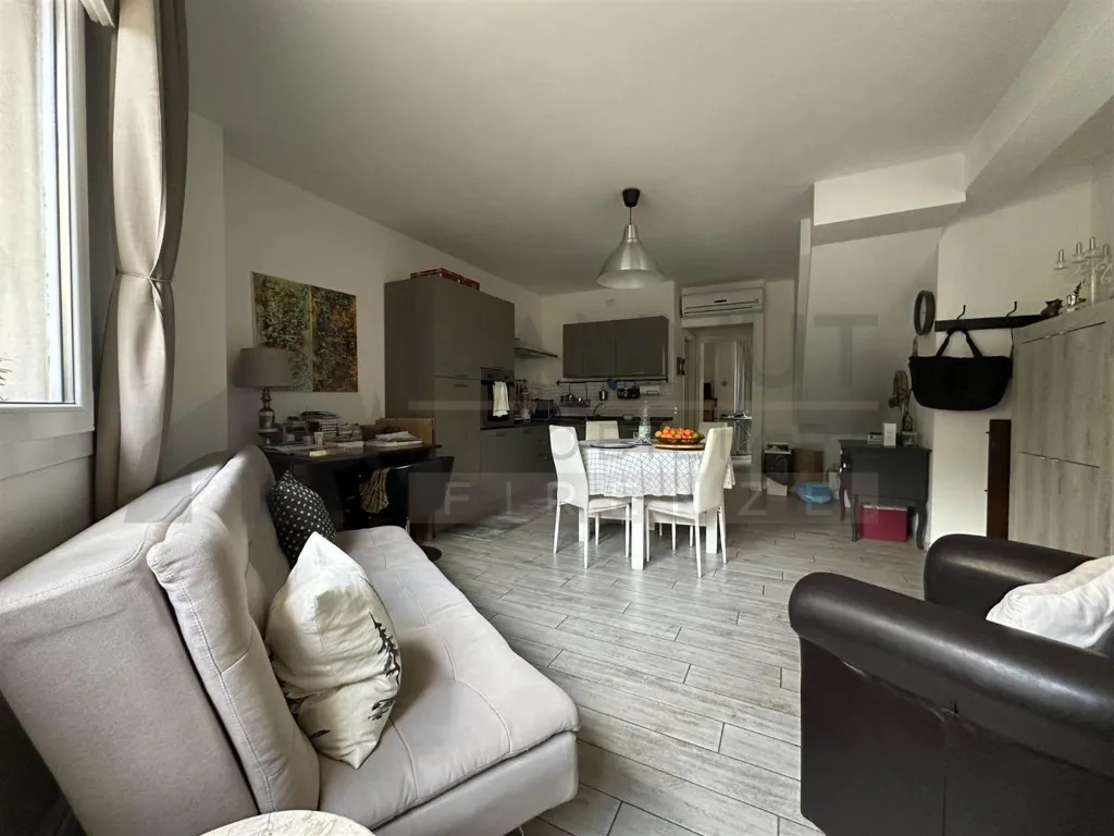 Elutuba - Apartment with Terrace in Central Florence