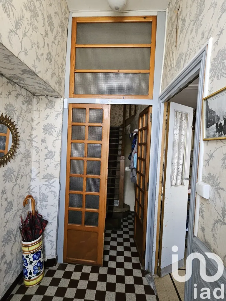 hallway_entrance