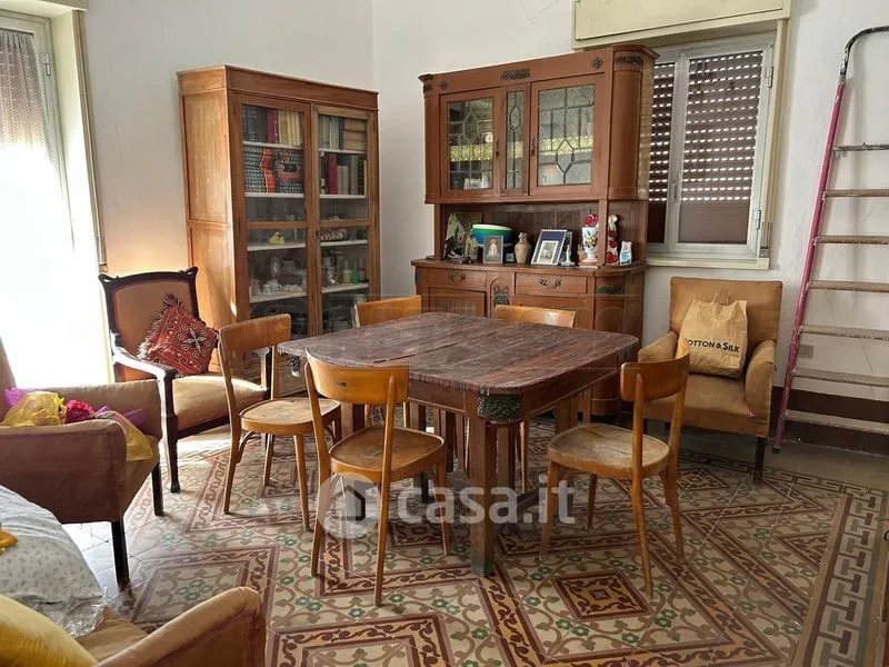 Söögituba - T3 Flat with Balcony in Caltanissetta
