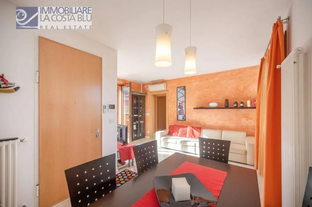 Sala da pranzo - Luxury Apartment with Pool in Torri del Benaco