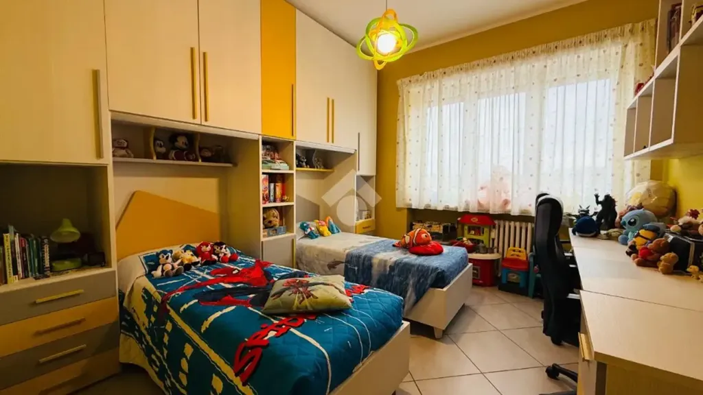 Chambres - Restored 3-Bedroom Flat with Balcony in Rivoli