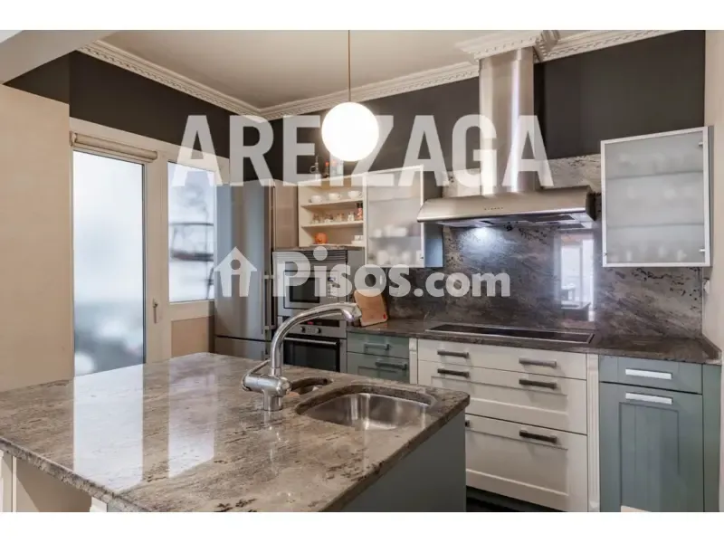 Cuisine - Spacious Apartment with Terrace in Amara