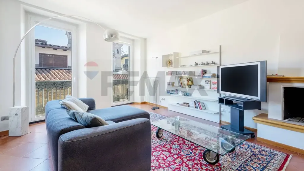 Soggiorno - Charming Apartment with Balcony in Verbania