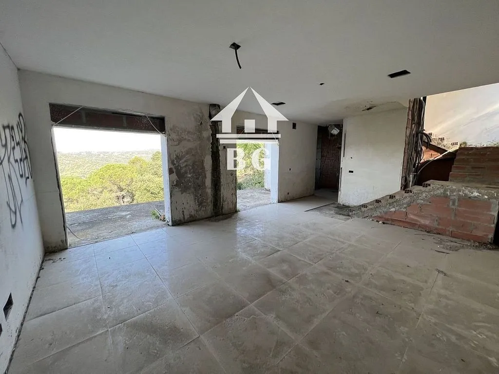Under-Construction Apartment with Sea Access in Lloret de Mar