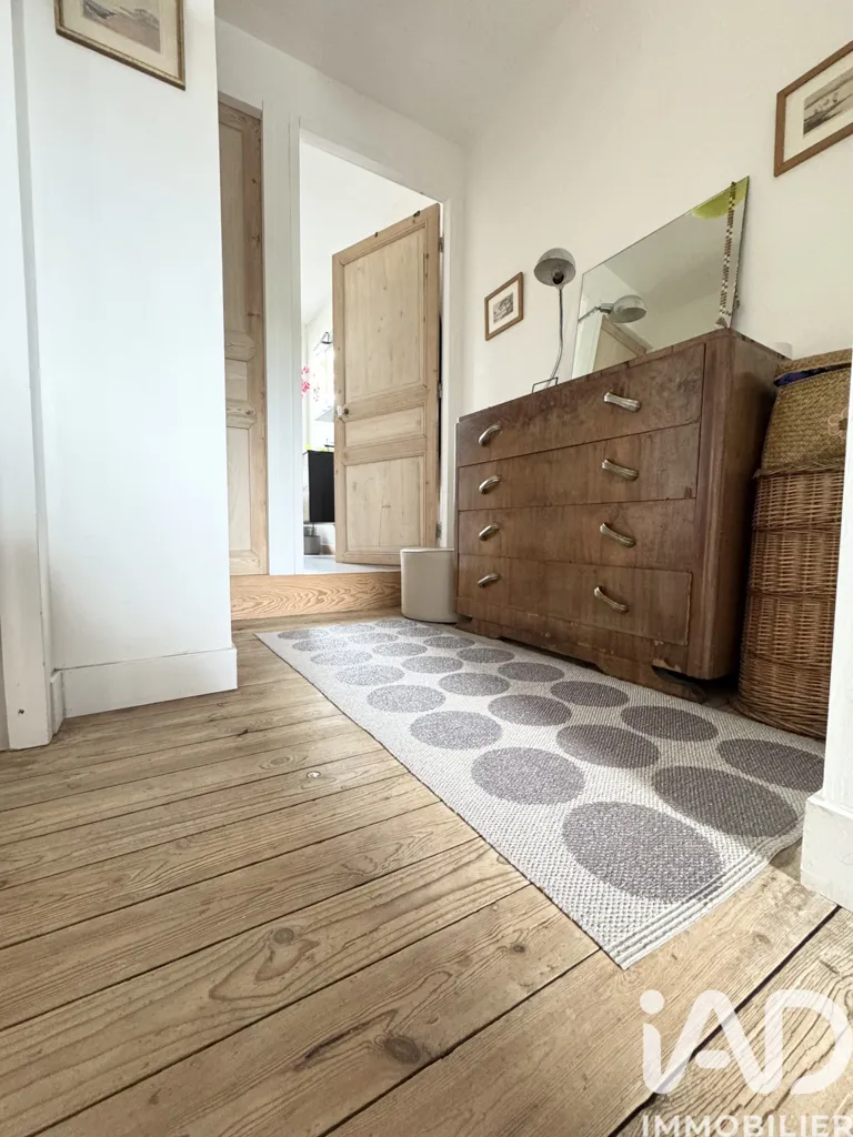 Esik - Charming 1904 House with Garden in Angers