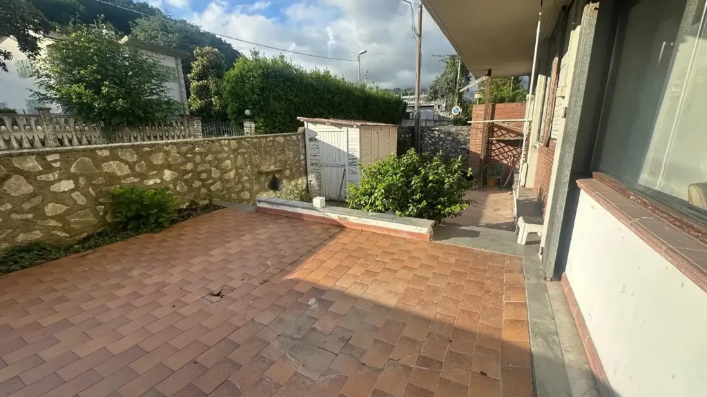 Terrasse - Apartment with Private Garden in Carrara