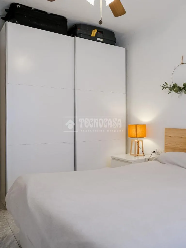 Chambres - Flat with Large Windows in Carabanchel Alto